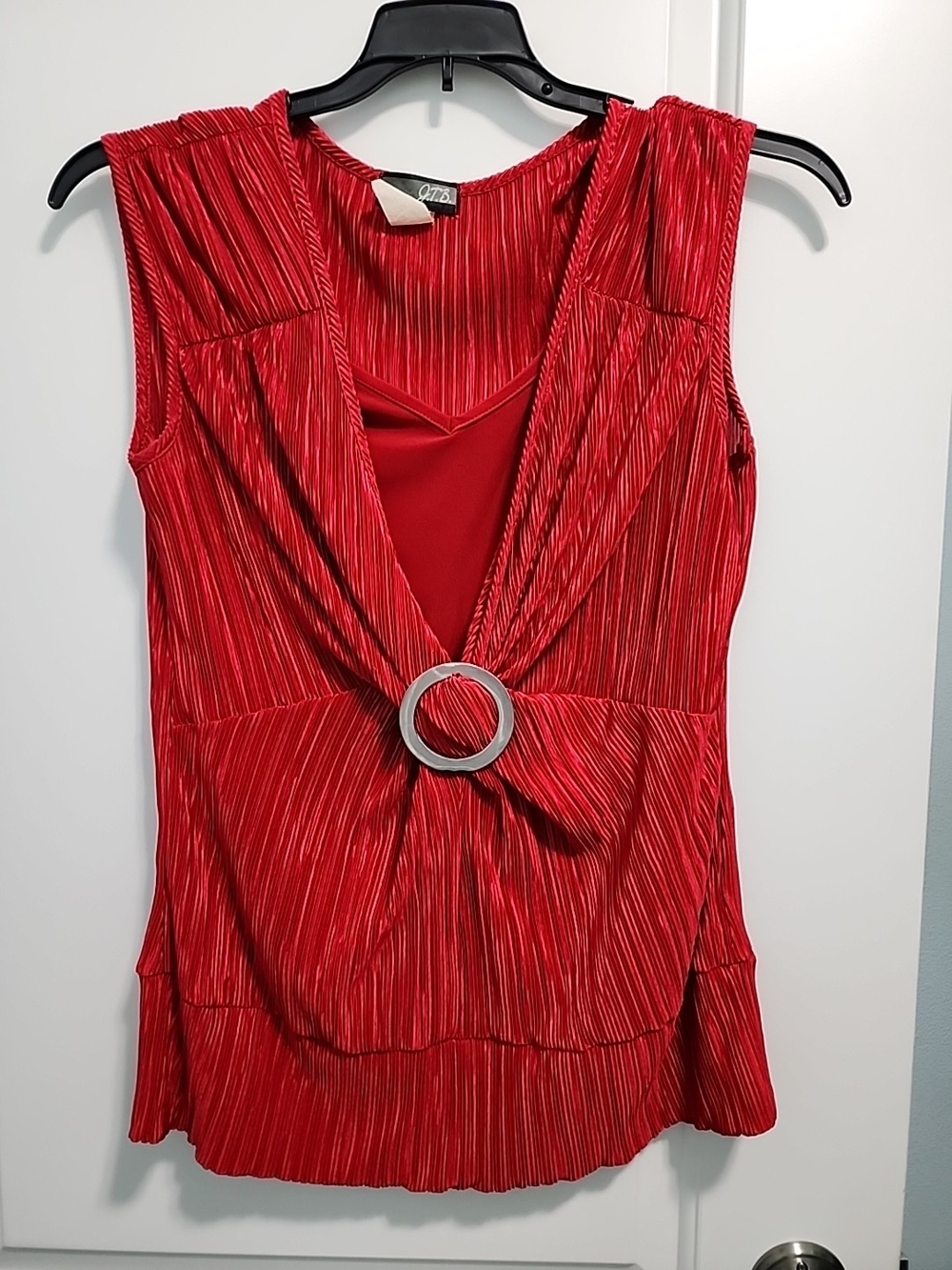 J.T.B. Red Top Front Knot W Buckle. Sz L